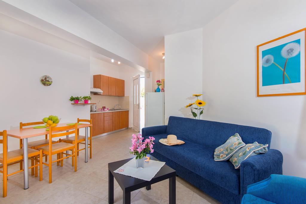 Hidden Garden Apartment Afantou Exterior photo